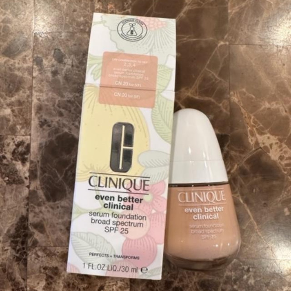 Clinique Even Better Serum Foundation
